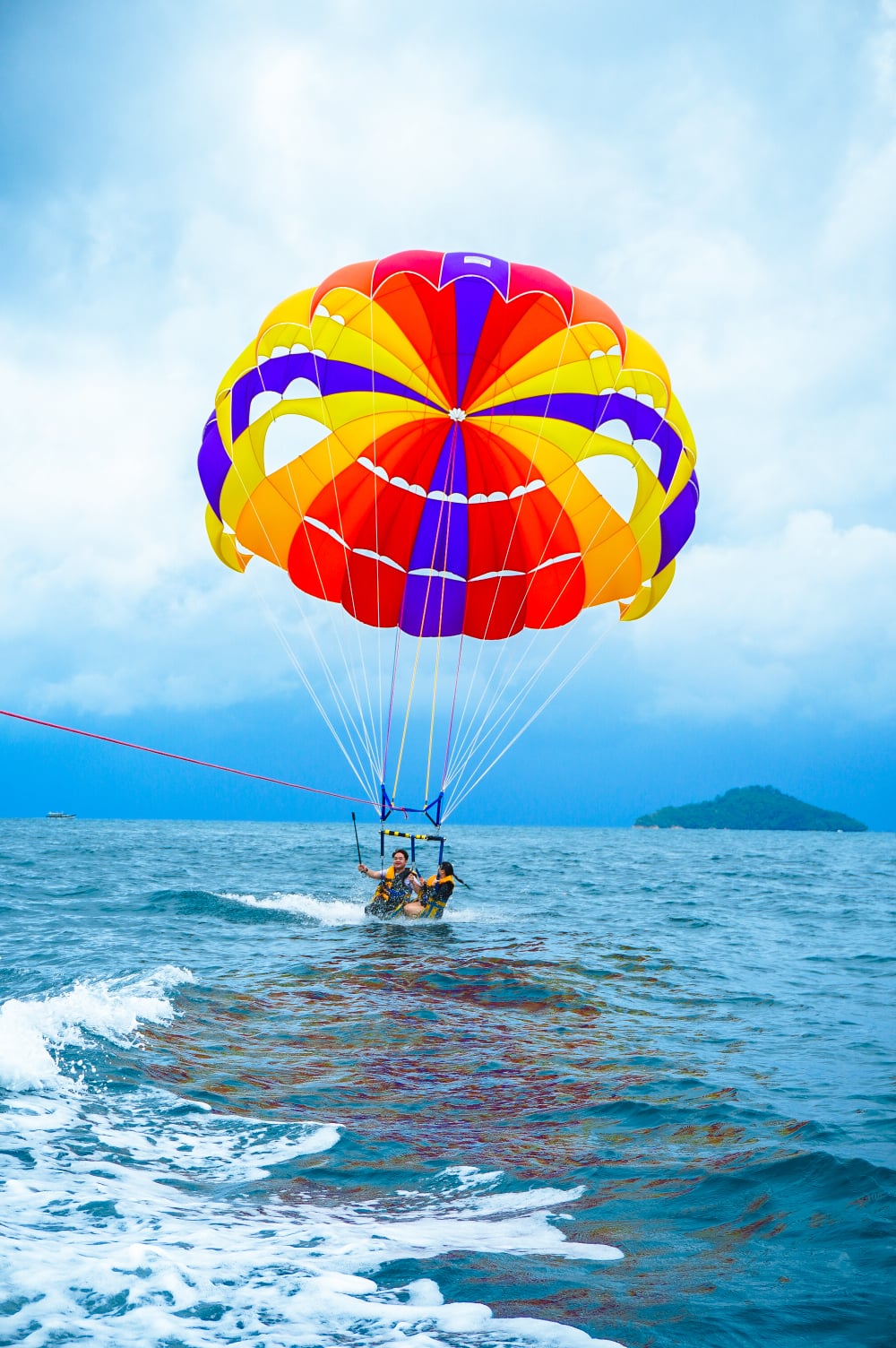  Parasailing